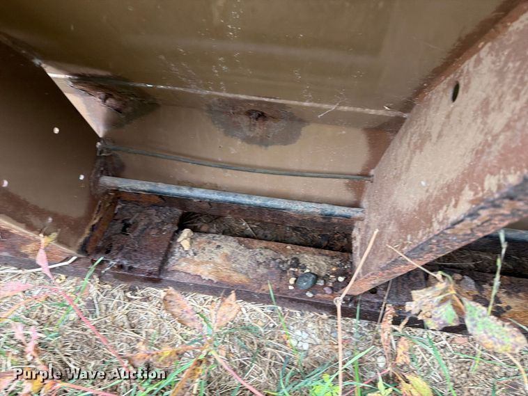 image for item EX1017 Spreader box