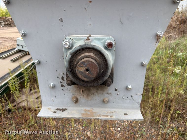 image for item EX1018 Conveyor Engineering and Manufacturing hopper