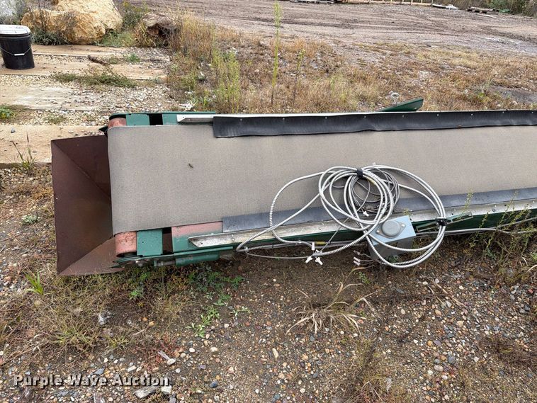 image for item EX1019 Rapistan Power Conveyor S692T-0243 conveyor