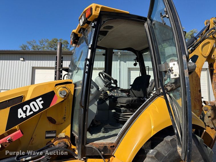 image for item EX1022 2012 Caterpillar 420F backhoe