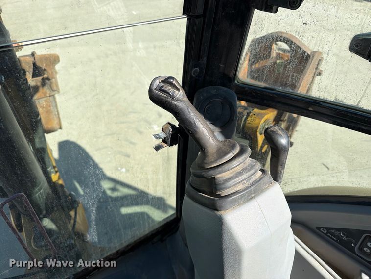 image for item EX1022 2012 Caterpillar 420F backhoe