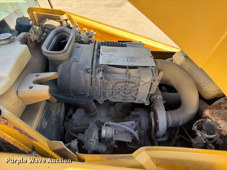 image for item EX1022 2012 Caterpillar 420F backhoe