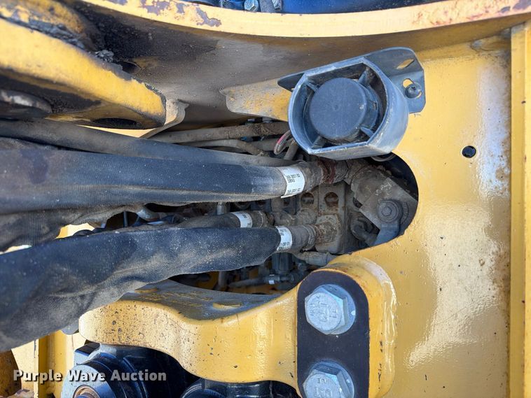 image for item EX1022 2012 Caterpillar 420F backhoe