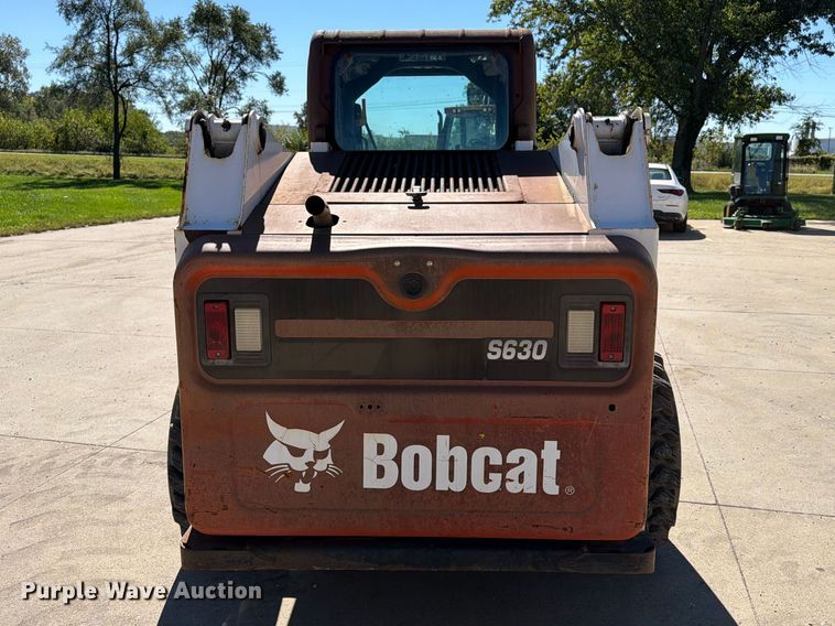 image for item EX1026 2010 Bobcat S630 skid steer loader