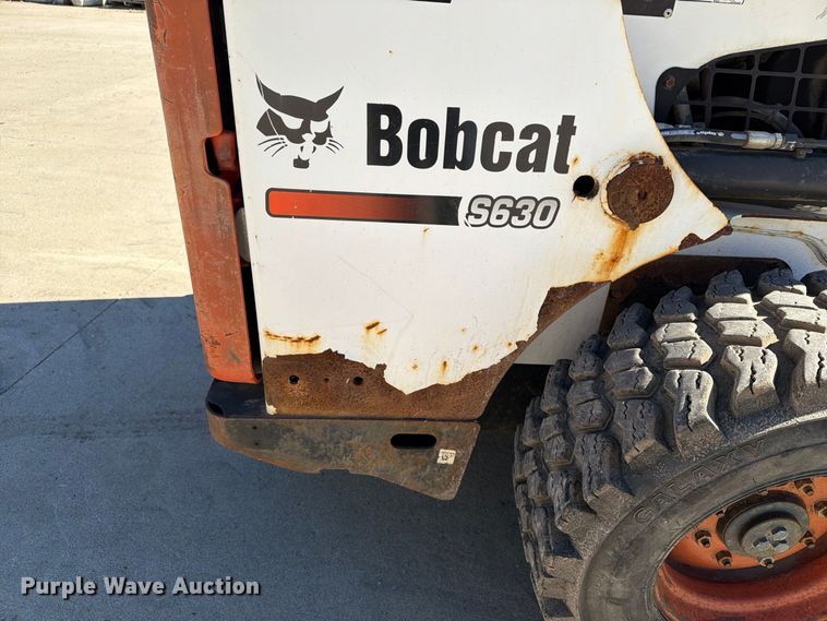 image for item EX1026 2010 Bobcat S630 skid steer loader