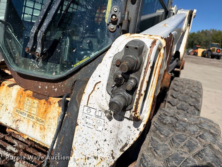 image for item EX1026 2010 Bobcat S630 skid steer loader