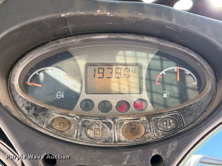 image for item EX1026 2010 Bobcat S630 skid steer loader