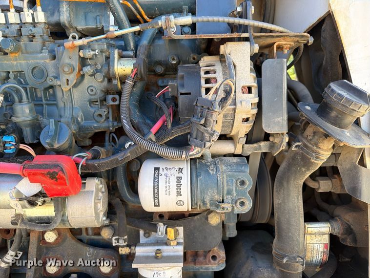 image for item EX1026 2010 Bobcat S630 skid steer loader