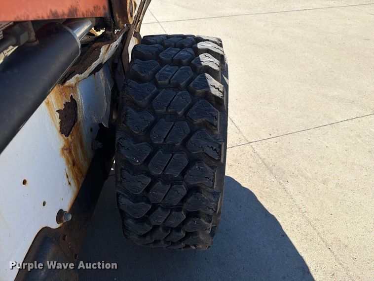 image for item EX1026 2010 Bobcat S630 skid steer loader