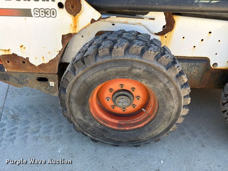 image for item EX1026 2010 Bobcat S630 skid steer loader