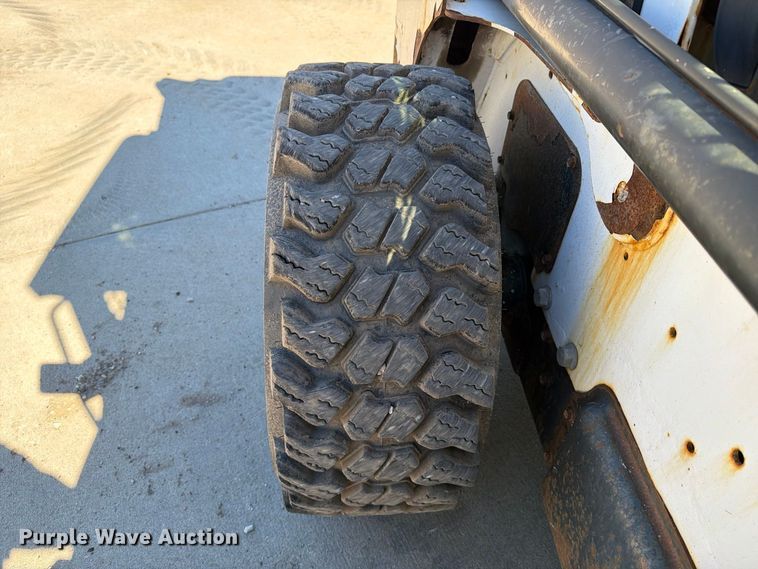 image for item EX1026 2010 Bobcat S630 skid steer loader