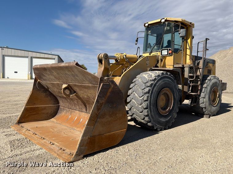 image for item EX1027 2002 Komatsu WA500-3LK wheel loader