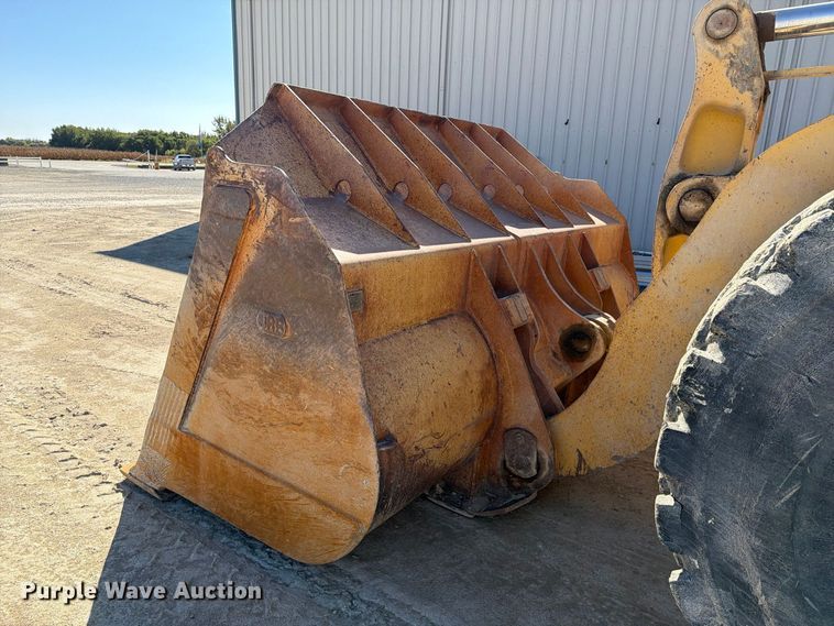 image for item EX1027 2002 Komatsu WA500-3LK wheel loader