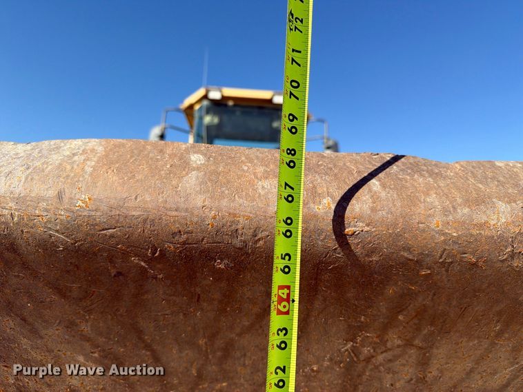 image for item EX1027 2002 Komatsu WA500-3LK wheel loader