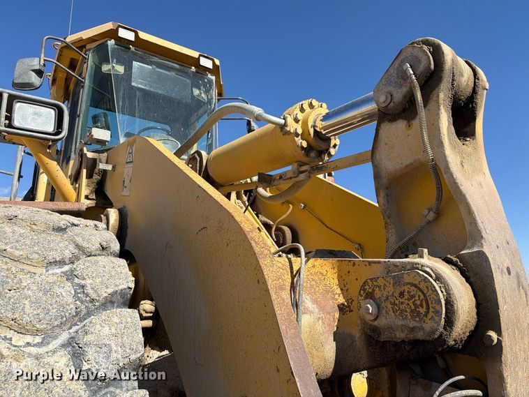 image for item EX1027 2002 Komatsu WA500-3LK wheel loader