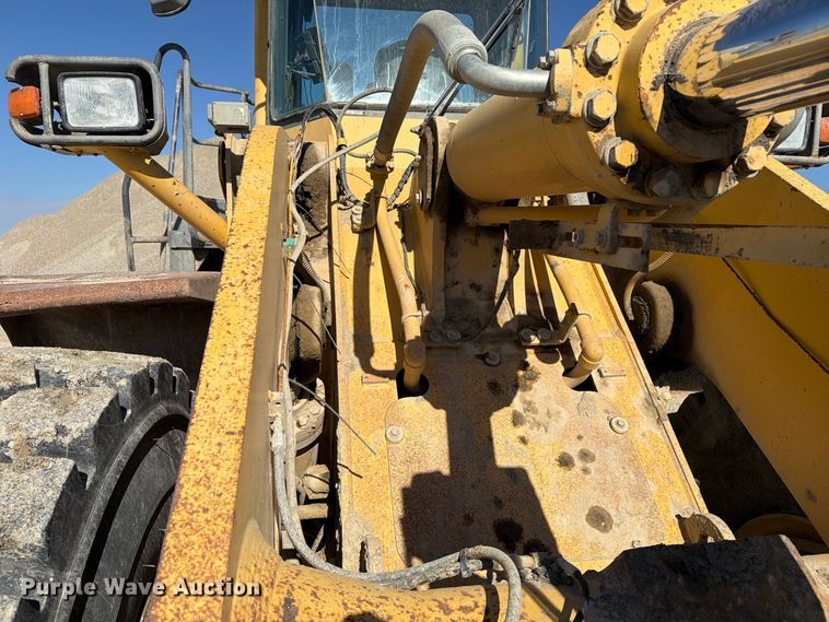 image for item EX1027 2002 Komatsu WA500-3LK wheel loader