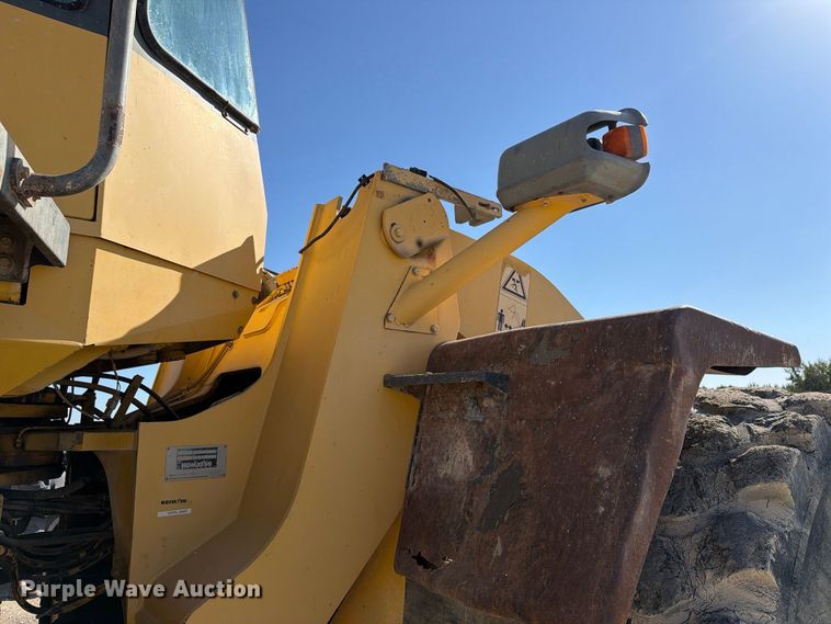 image for item EX1027 2002 Komatsu WA500-3LK wheel loader