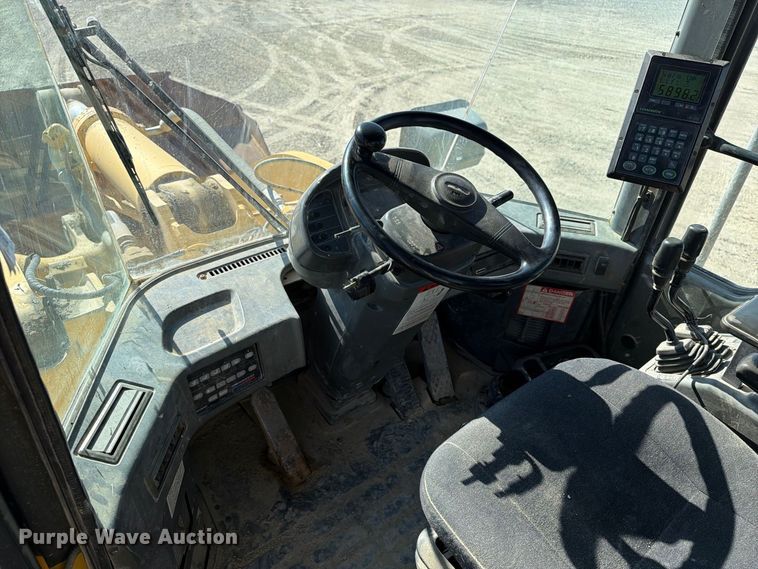image for item EX1027 2002 Komatsu WA500-3LK wheel loader