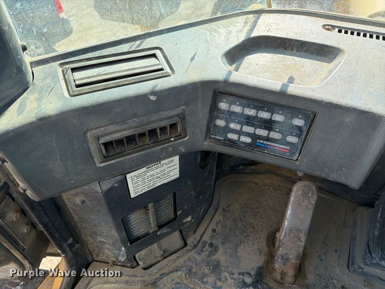 image for item EX1027 2002 Komatsu WA500-3LK wheel loader