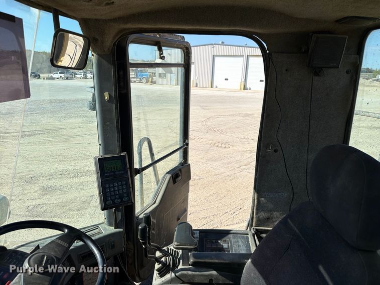 image for item EX1027 2002 Komatsu WA500-3LK wheel loader
