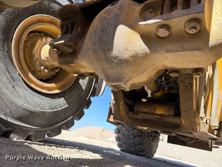 image for item EX1027 2002 Komatsu WA500-3LK wheel loader