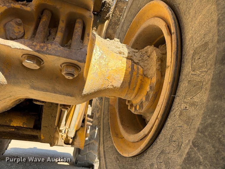 image for item EX1027 2002 Komatsu WA500-3LK wheel loader