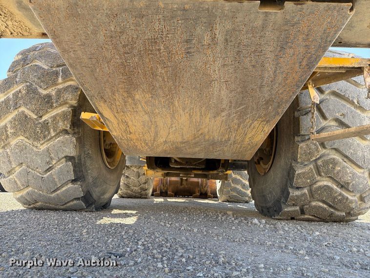 image for item EX1027 2002 Komatsu WA500-3LK wheel loader