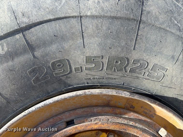 image for item EX1027 2002 Komatsu WA500-3LK wheel loader