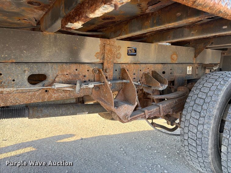 image for item EX1028 2016 RAM 5500 Crew Cab flatbed truck