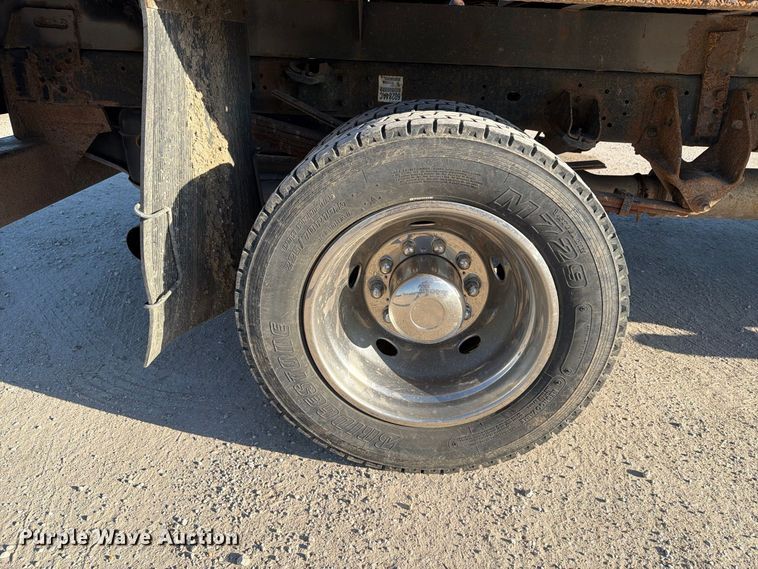 image for item EX1028 2016 RAM 5500 Crew Cab flatbed truck