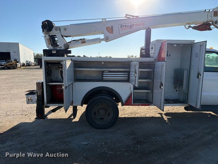 image for item EX1029 2008 Ford F550 utility / service truck