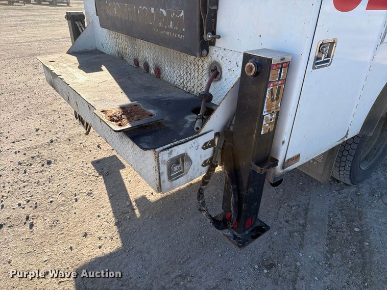 image for item EX1029 2008 Ford F550 utility / service truck