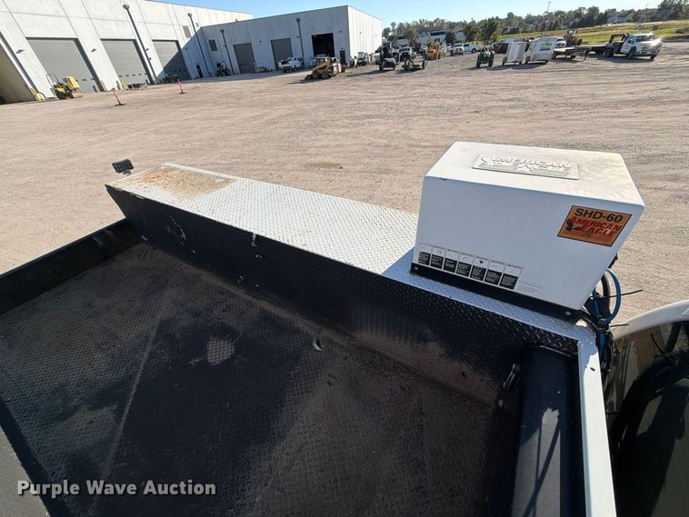 image for item EX1029 2008 Ford F550 utility / service truck