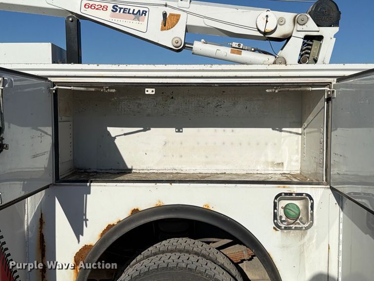 image for item EX1029 2008 Ford F550 utility / service truck