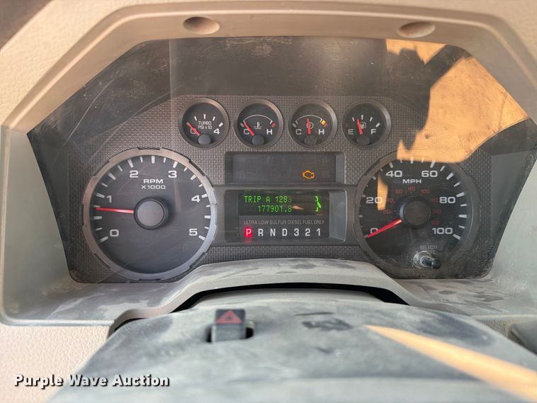 image for item EX1029 2008 Ford F550 utility / service truck