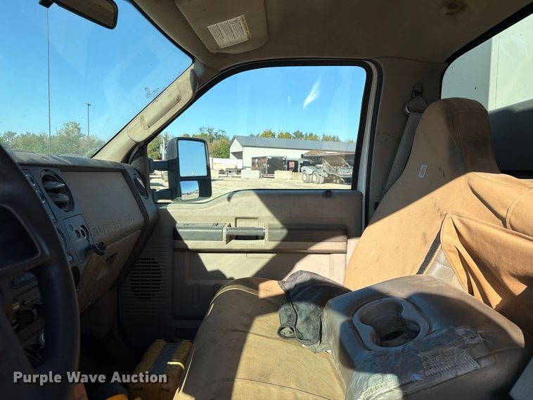 image for item EX1029 2008 Ford F550 utility / service truck