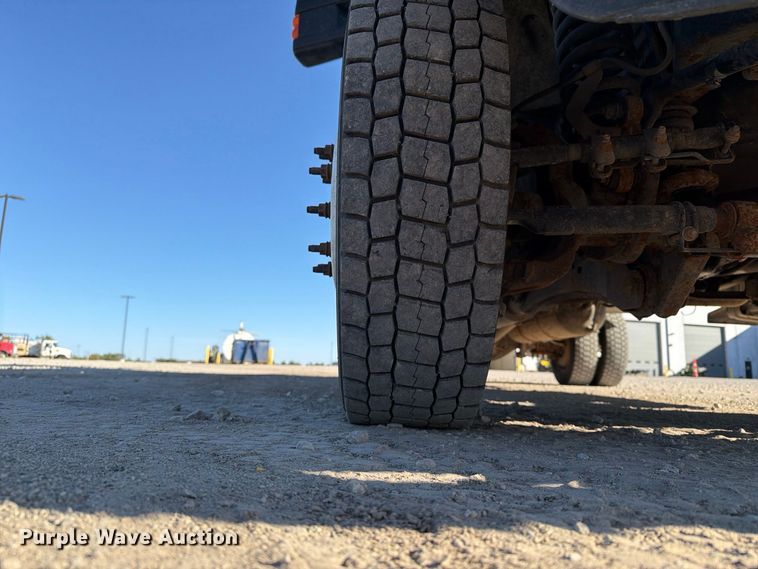 image for item EX1029 2008 Ford F550 utility / service truck