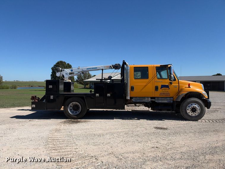 image for item EX2354 2006 International WorkStar 7400 Crew Cab flatbed truck