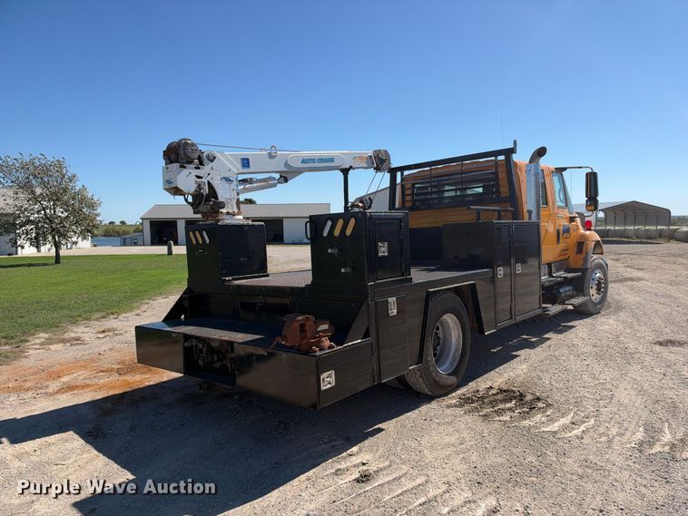 image for item EX2354 2006 International WorkStar 7400 Crew Cab flatbed truck