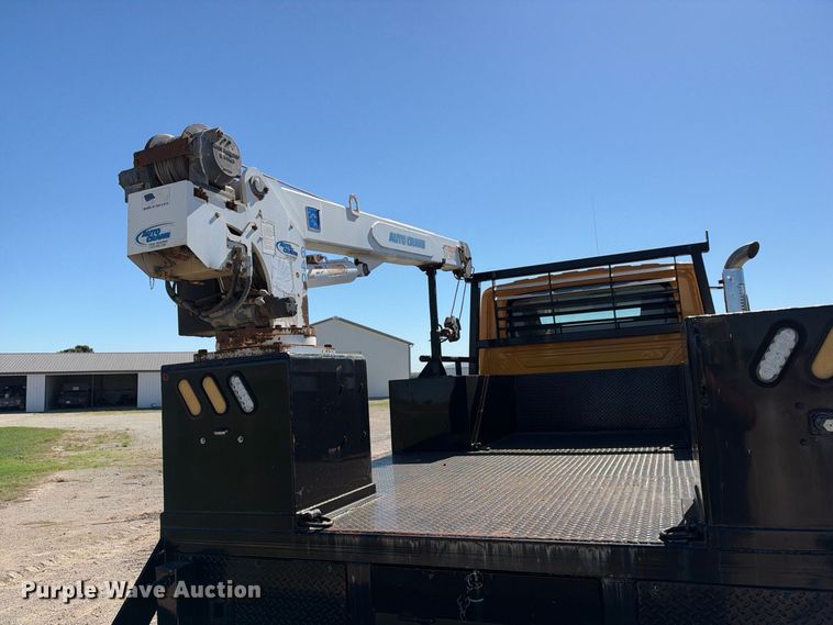 image for item EX2354 2006 International WorkStar 7400 Crew Cab flatbed truck