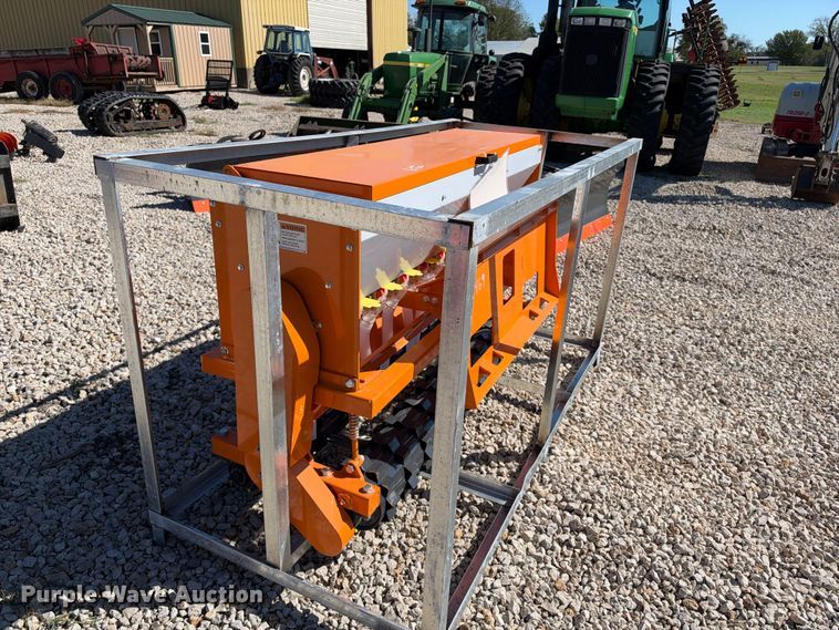 image for item EX2414 2026 LandHonor SD-22 skid steer seeder