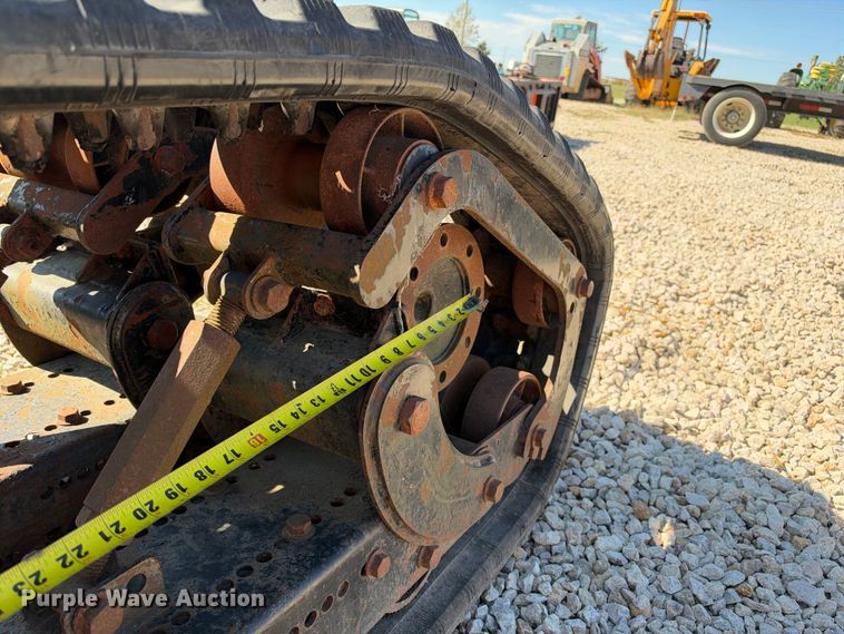 image for item EX2430 Skid steer bolt-on tracks