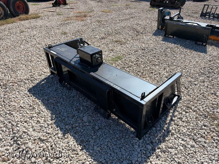 image for item EX2433 Skid steer vibrating screen bucket