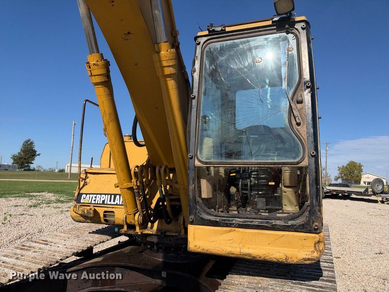 image for item EX2435 1995 Caterpillar 320BL excavator