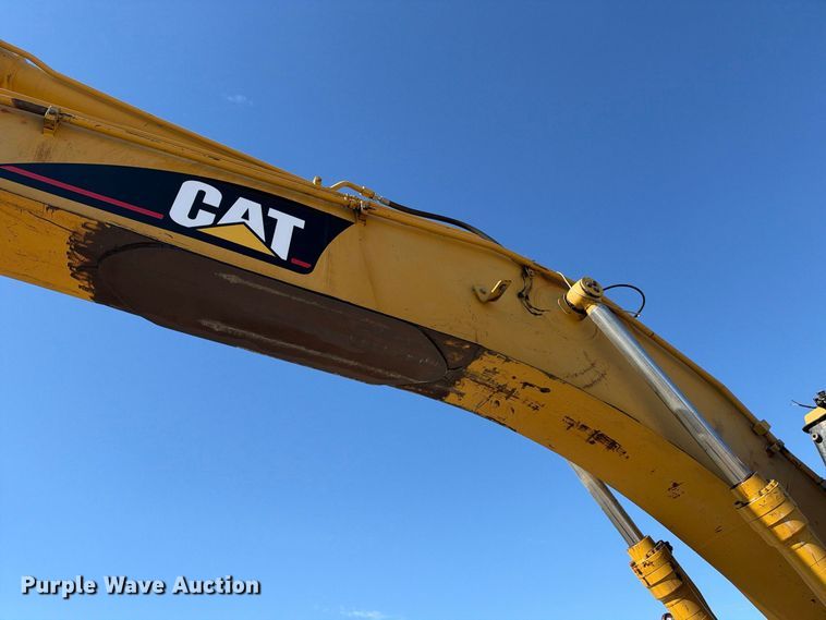 image for item EX2435 1995 Caterpillar 320BL excavator