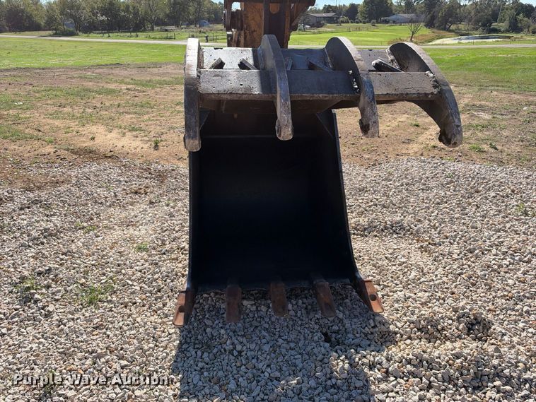 image for item EX2435 1995 Caterpillar 320BL excavator