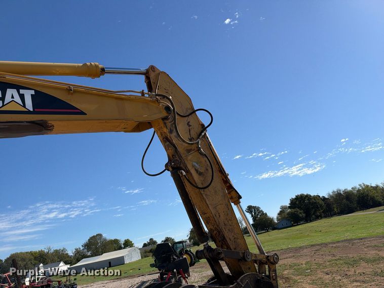 image for item EX2435 1995 Caterpillar 320BL excavator