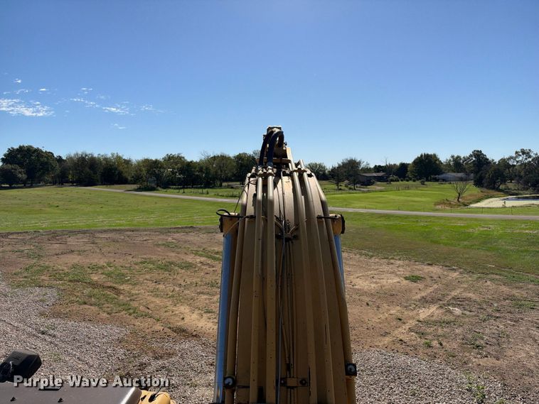 image for item EX2435 1995 Caterpillar 320BL excavator