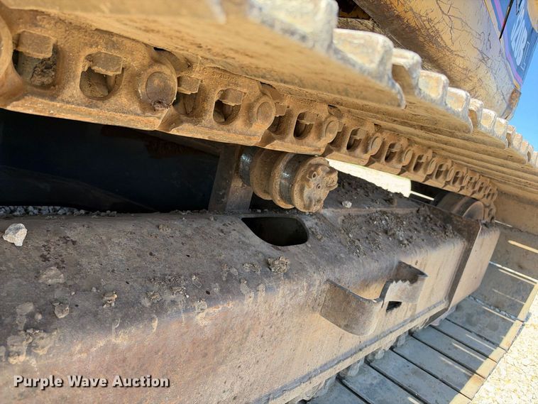 image for item EX2435 1995 Caterpillar 320BL excavator