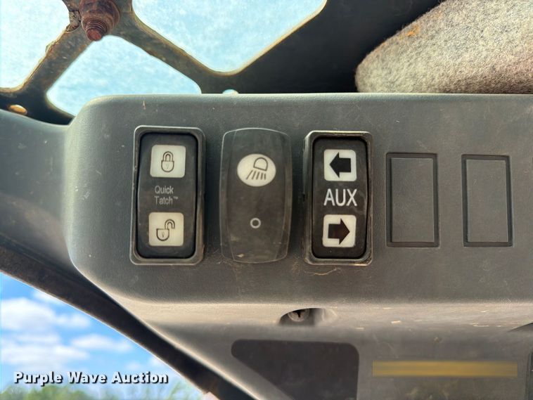 image for item EX3050 2019 John Deere 325G tracked skid steer loader